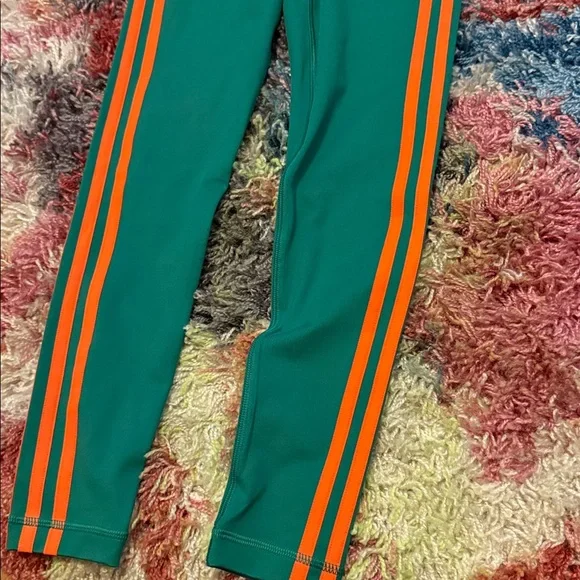 🦜🌹🦜 • 🫦 Farm Rio x Adidas x Color Yo’ World… Vibes